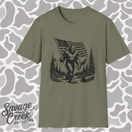 Sasquatch, Bigfoot American Flag Patriotic Unisex Short Sleeve T-Shirt, Front Design